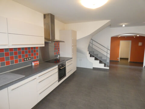  Maison � louer 3 pi�ces 113 m�