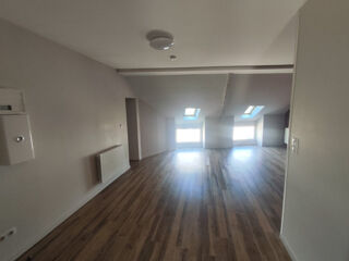  Appartement à louer 2 pièces 50 m²