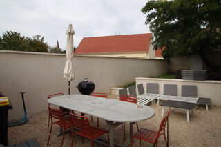  Appartement à louer 5 pièces 118 m²