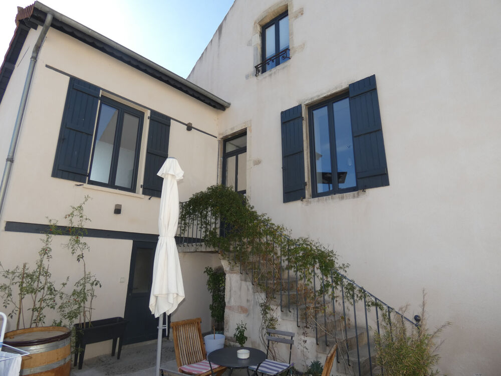 Maison Beaune quartier gare avec 4 chambres et cour