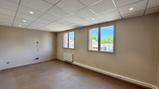  Appartement à vendre 5 pièces 166 m²