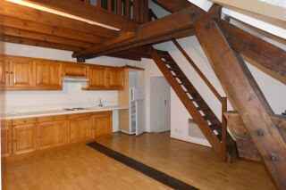  Appartement à louer 2 pièces 40 m²