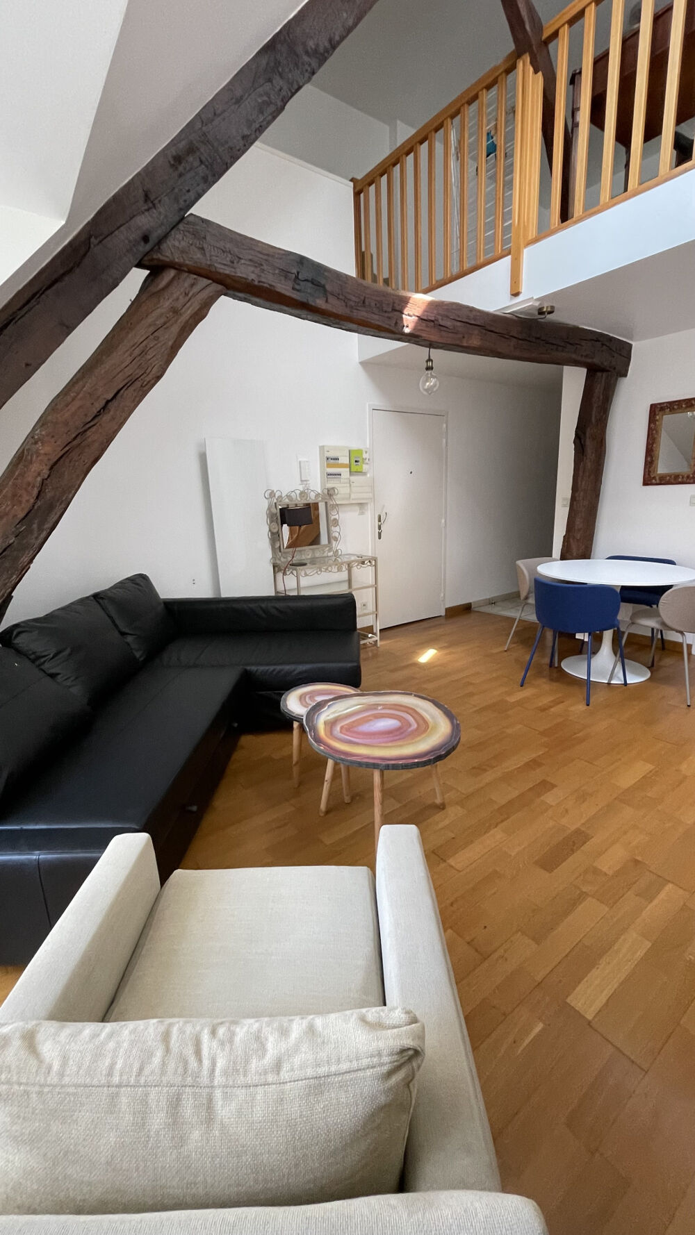 T2 meublé dans un immeuble historique au coeur de Beaune