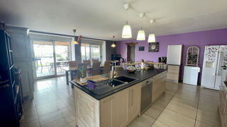  Maison à vendre 15 + pièces 466 m²