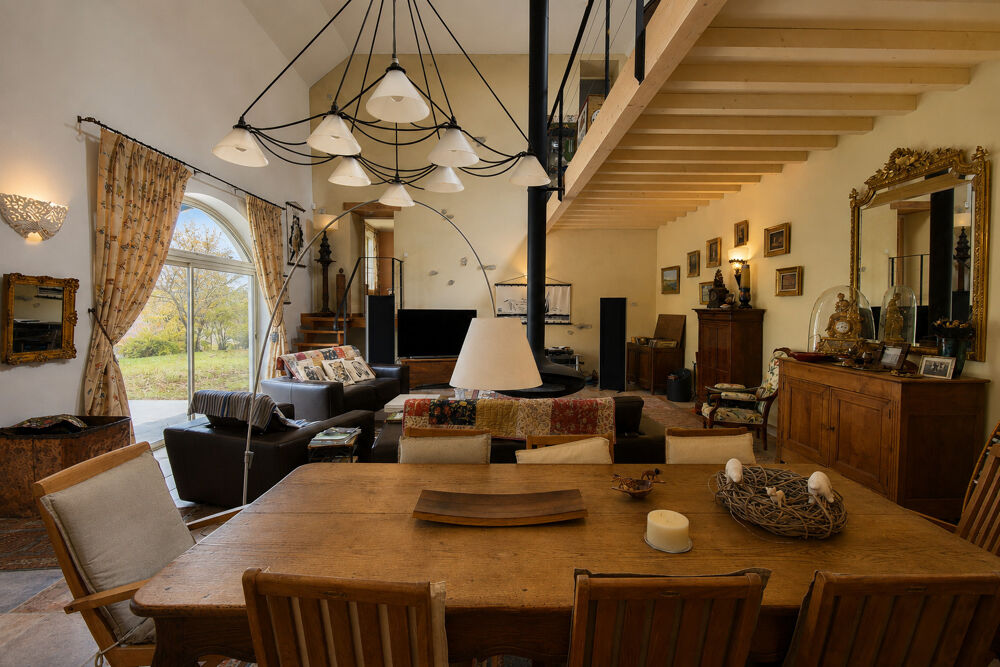 Maison Ancienne entièrement restaurée