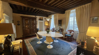  Propriété/château à vendre 8 pièces 210 m²
