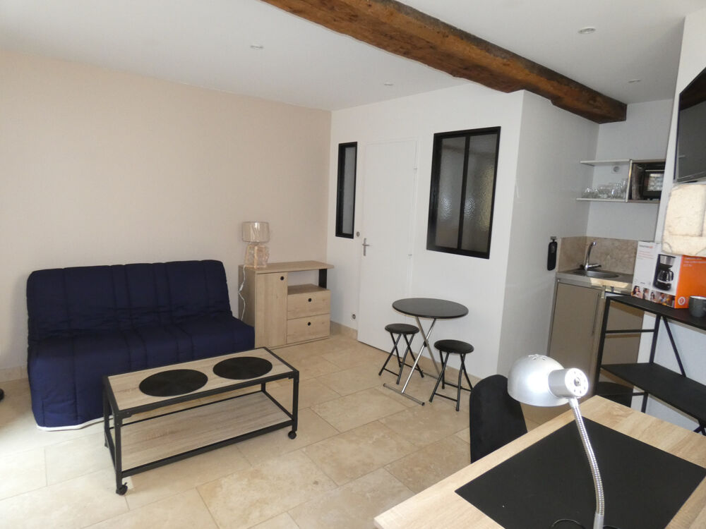 BEAUNE CENTRE T1 STUDIO MEUBLE AVEC TERRASSE