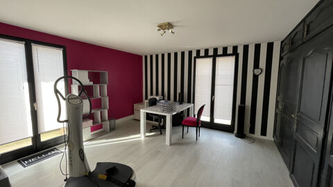 LOCAL COMMERCIAL OU PROFESSIONNEL QUARTIER POSTE 890 21200 Beaune