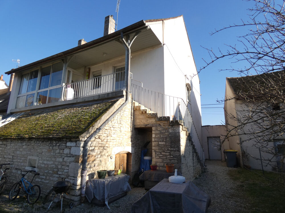 T3 Beaune proche centre quartier Perpreuil en duplex