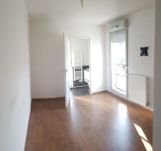  Appartement � louer 4 pi�ces 90 m�