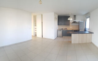  Appartement � louer 4 pi�ces 90 m�