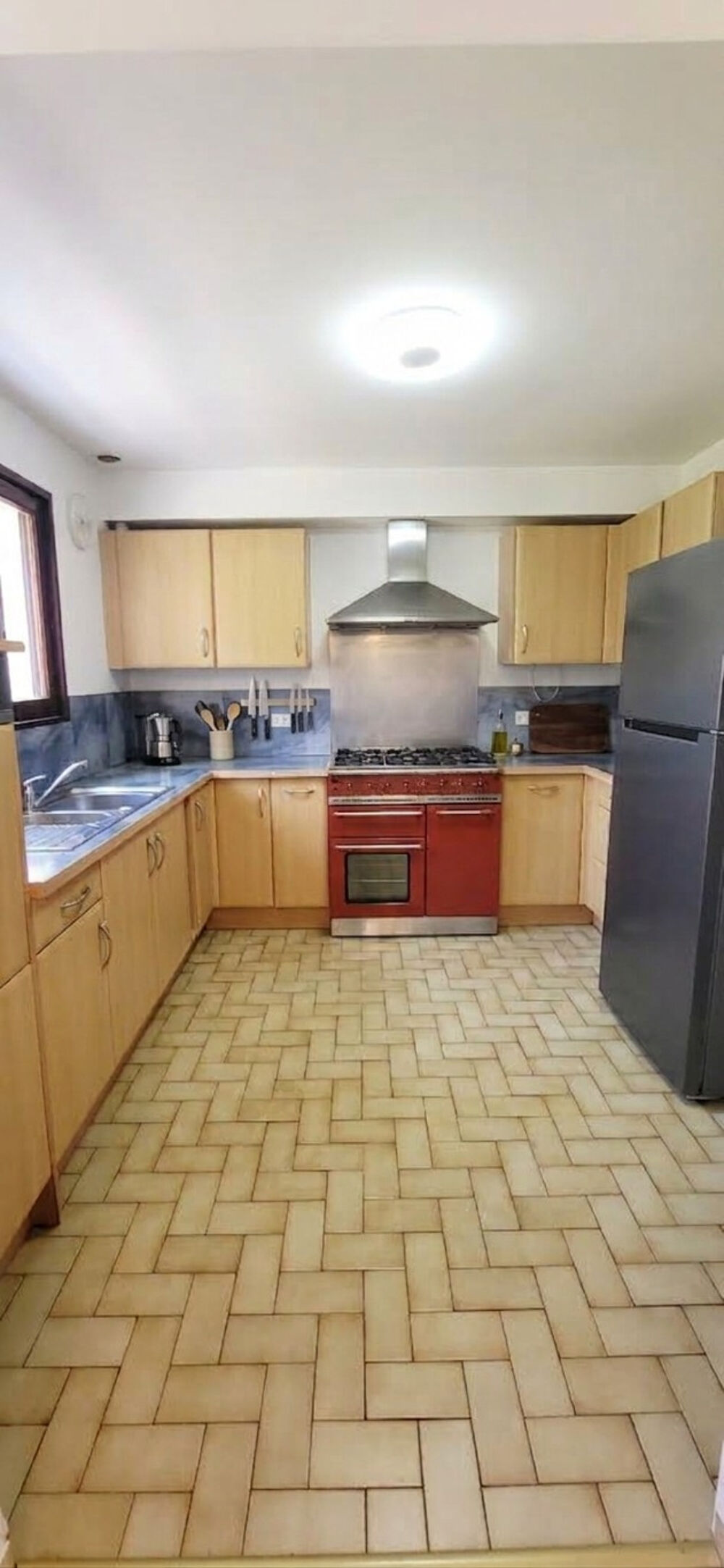 Location Maison ORNEX- MACONNEX -Maison familiale de 185 m2   5 chambres   Grand jardin clos Ornex