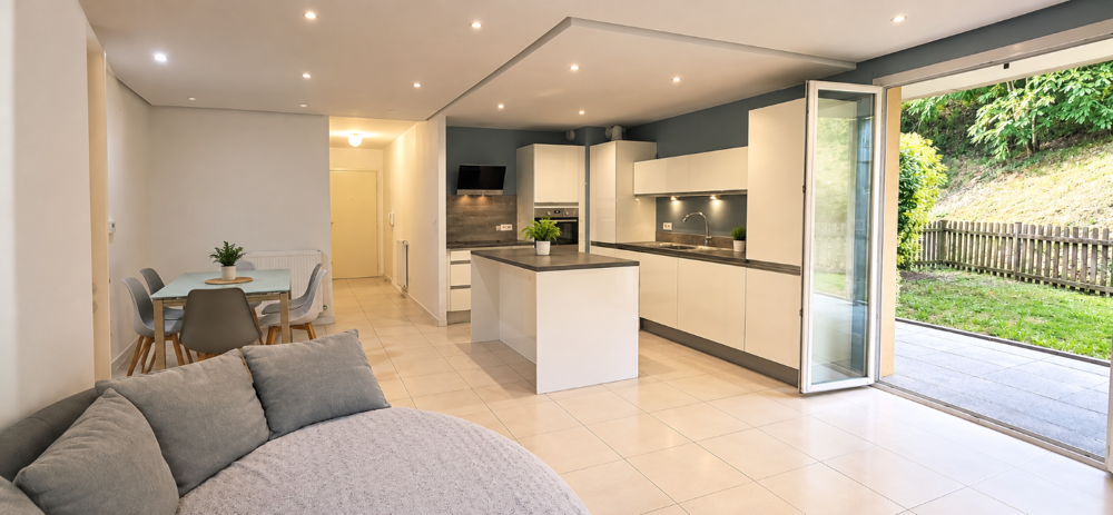 Location Appartement CHEVRY-T4 MEUBLE EN REZ DE JARDIN Chevry