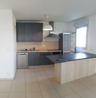  Appartement � louer 4 pi�ces 90 m�