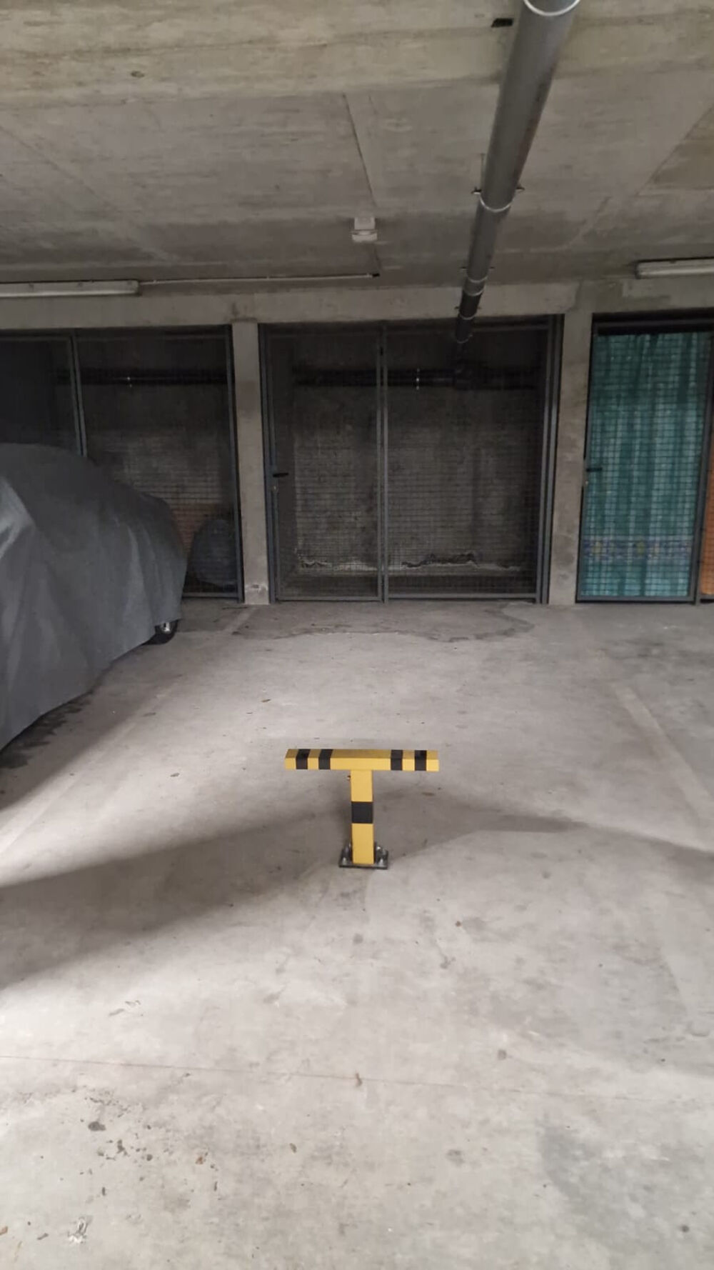 Vente Parking/Garage ORNEX - PARKING en sous sol ave CAVE attenante Ornex