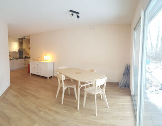  Appartement à louer 3 pièces 72 m²