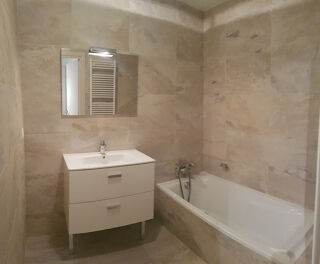  Appartement à louer 3 pièces 72 m²