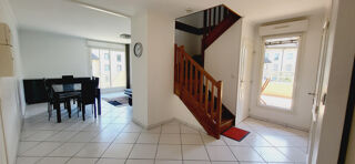  Duplex/triplex à louer 5 pièces 100 m²