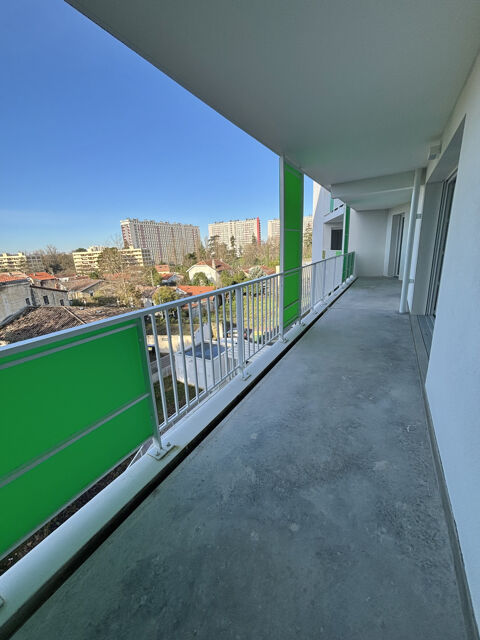  Appartement � louer 4 pi�ces 84 m�