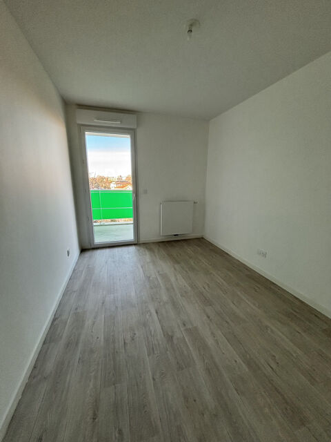  Appartement � louer 4 pi�ces 84 m�