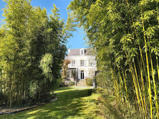  Maison à vendre 10 pièces 252 m²
