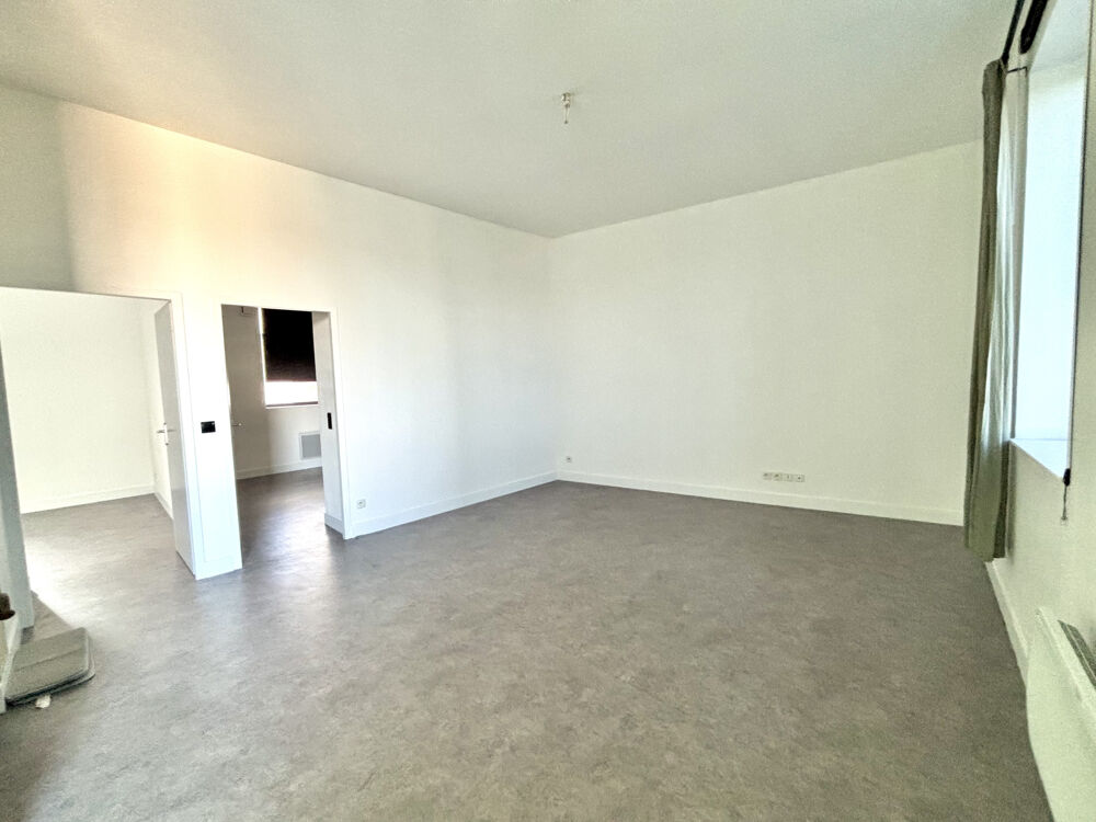 Vente Appartement T3 lumineux dans immeuble en pierre avec parking Bordeaux