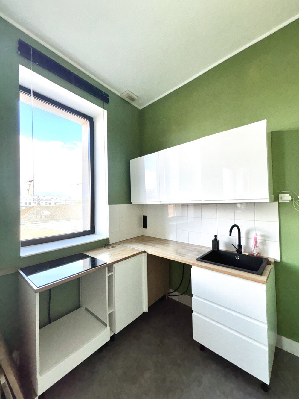 Vente Appartement T3 lumineux dans immeuble en pierre avec parking Bordeaux