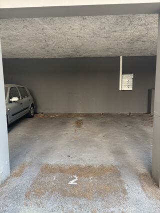  Parking / Garage à vendre 