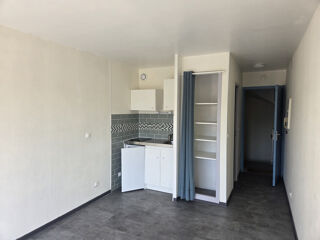  Immeuble � vendre 233 m�