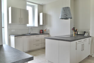  Maison � vendre 12 pi�ces 338 m�