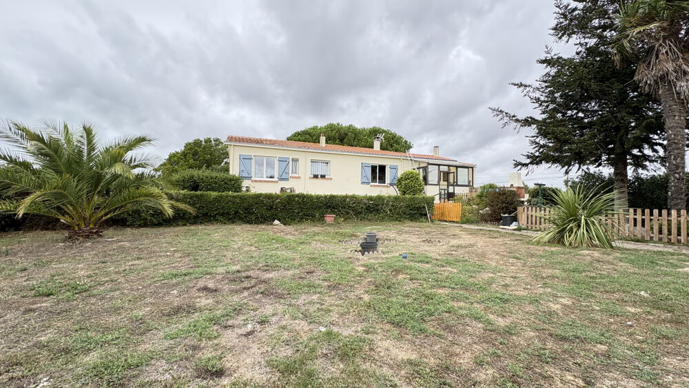 Vente Maison Maison Saint Vincent sur Jard 136m2 sur une parcelle de 3573m2 St vincent sur jard