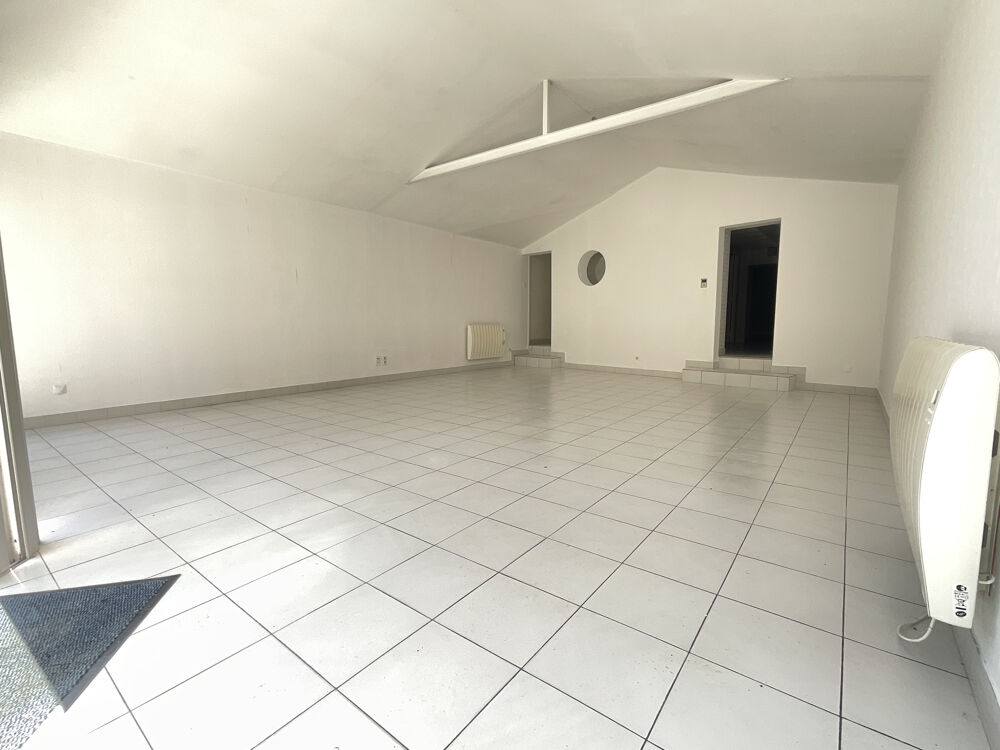 Ensemble immobilier avec maison d'habitation et local commercial - Fort potentiel.