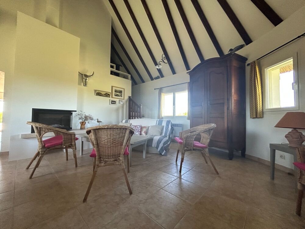   Maison/Villa4 pièces Provence-Alpes-Côte d'Azur, Saintes-Maries-de-la-Mer (13460)