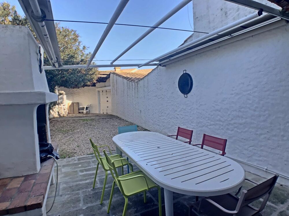   Maison/Villa4 pièces Provence-Alpes-Côte d'Azur, Saintes-Maries-de-la-Mer (13460)