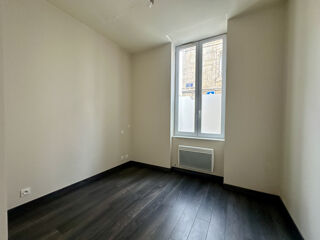 Appartement à louer 3 pièces 74 m²