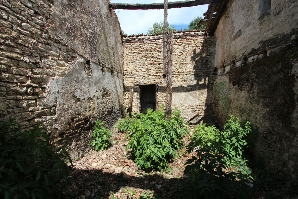Vente Maison Maison avec jardin à rénover en exclusivité St georges de noisne