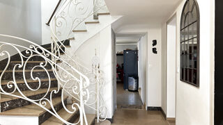  Maison � vendre 6 pi�ces 217 m�