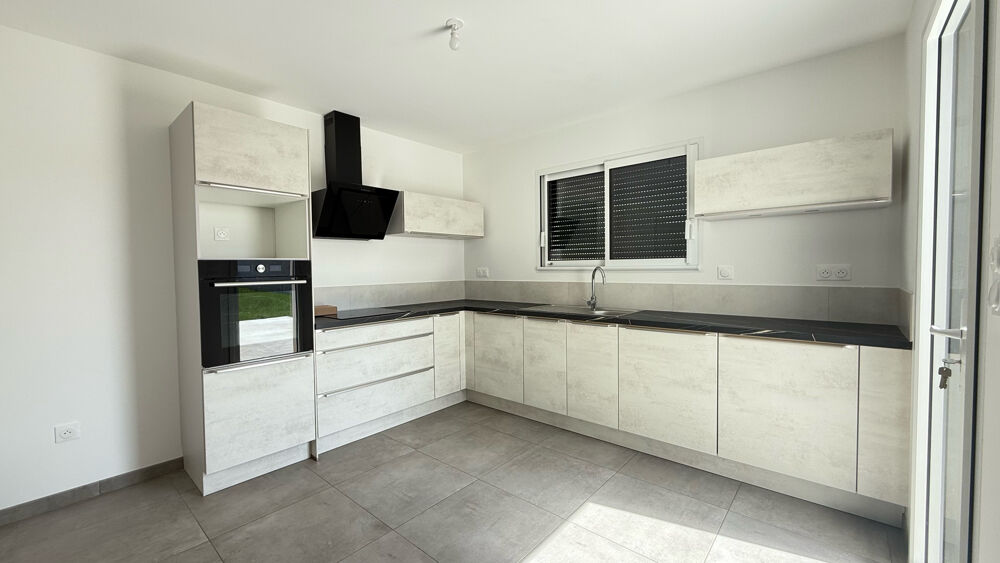 MAISON DE PLAIN-PIED 2024 PROCHE CENTRE BOURG DE COULON