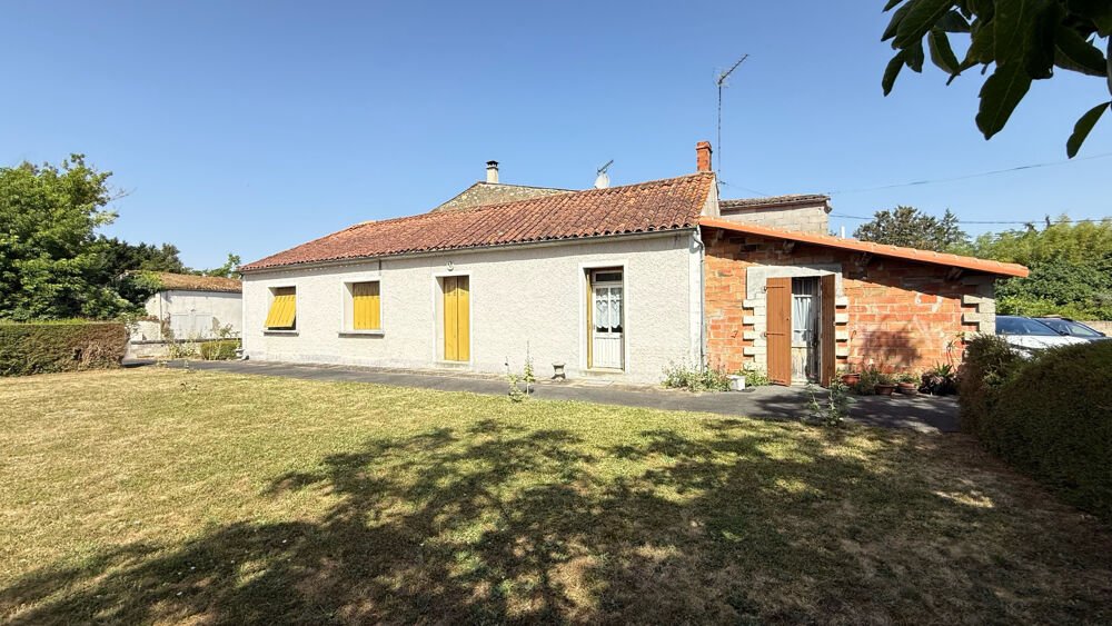 MAISON A SAINT GEORGES DE REX
