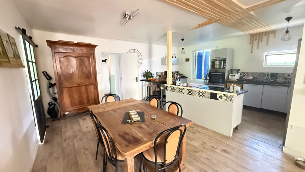 MAISON DE PLAIN-PIED PROCHE CENTRE BOURG DE COULON