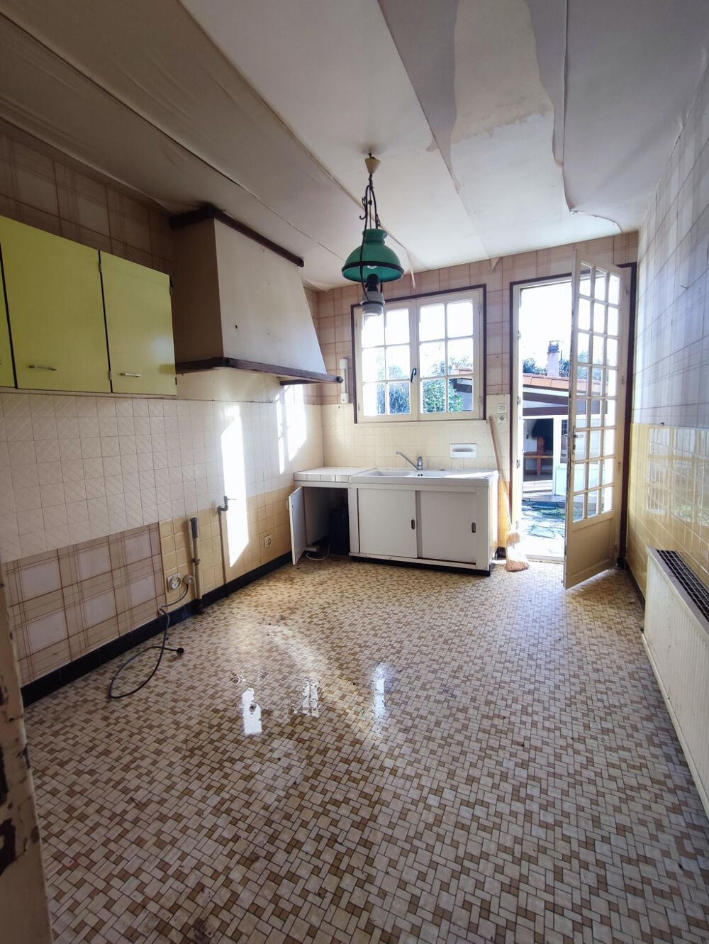 COULON MAISON A RENOVER AVEC VUE SUR LA SEVRE