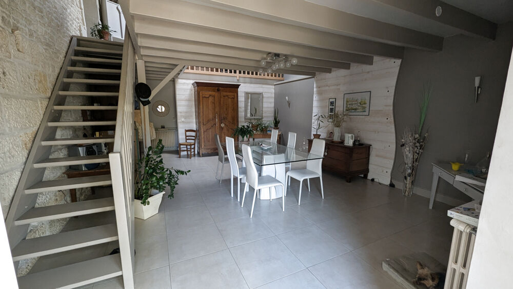 Vente Maison NIORT SAINT LIGUAIRE MAISON PIERRES AVEC PISCINE ET GRAND TERRAIN Niort