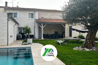  Maison � vendre 6 pi�ces 217 m�