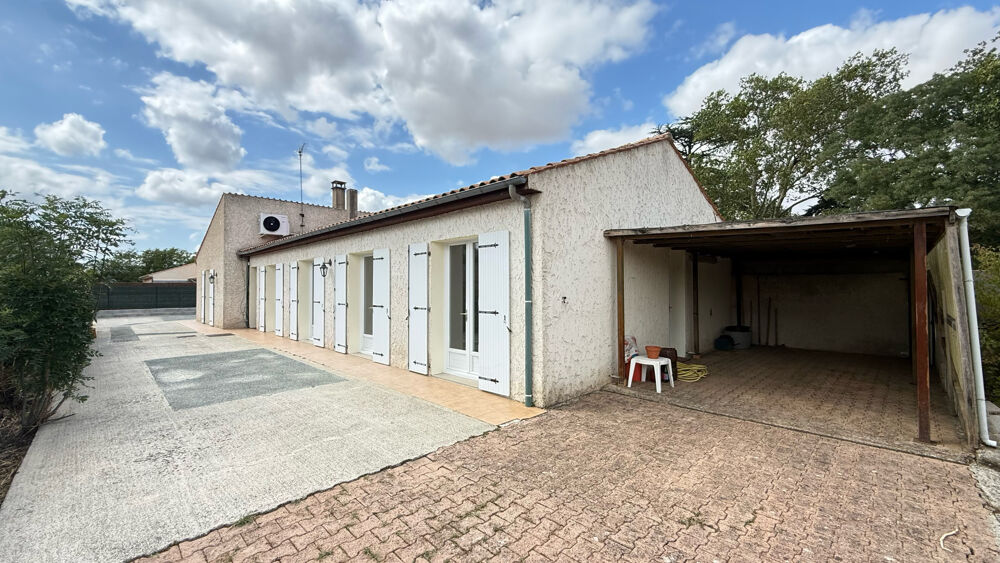 MAISON DE PLAIN-PIED CENTRE BOURG DE COULON