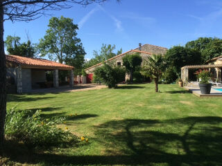  Maison à vendre 9 pièces 213 m²