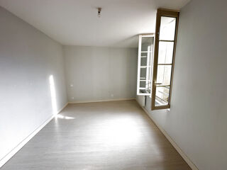  Immeuble � vendre 196 m�