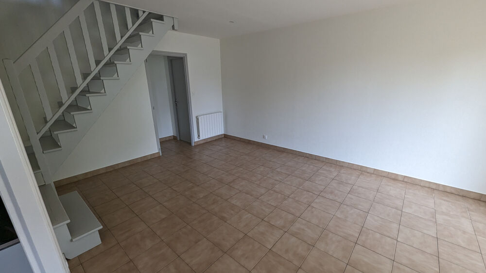 Location Maison Magné - Maison 3 chambres, jardin, garage Magne