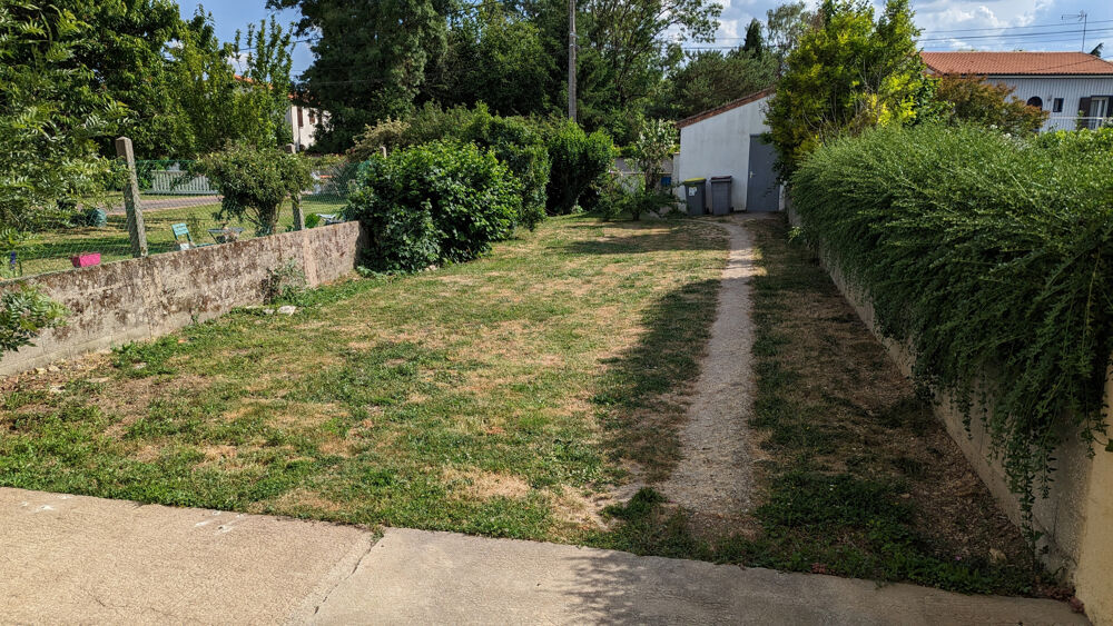 Location Maison Magné - Maison 3 chambres, jardin, garage Magne