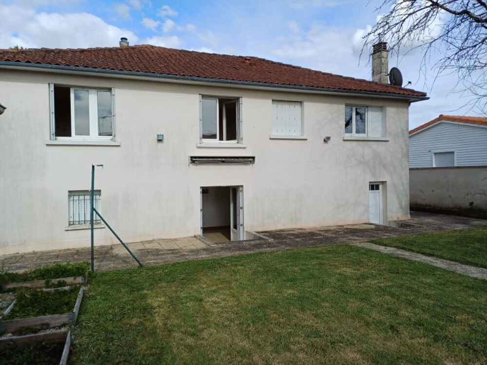 MAGNÉ - MAISON D'HABITATION - 3CH VUE SEVRE