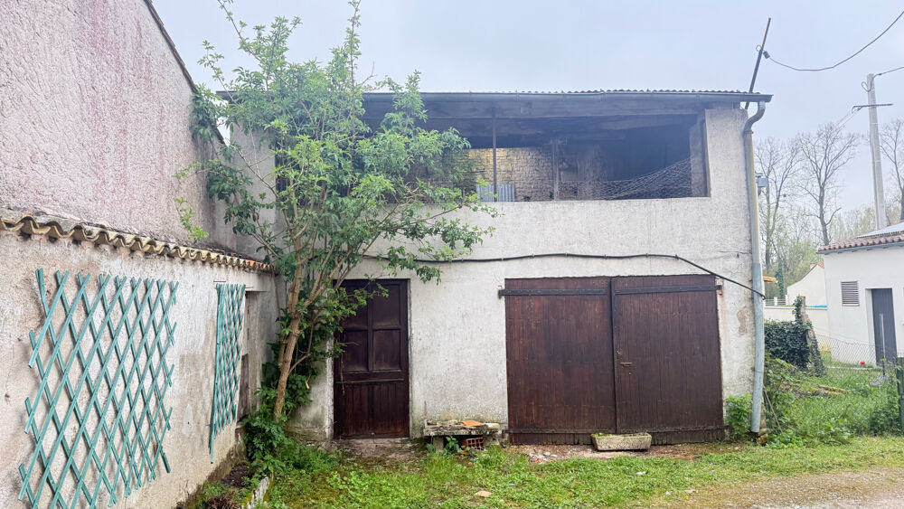 ENSEMBLE IMMOBILIER A COULON
